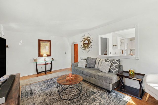 512 Rosemont Avenue, Park Hills, KY 41011