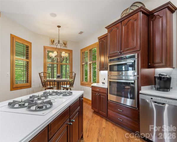 266 Sunset Point Road B2, Burnsville, NC 28714