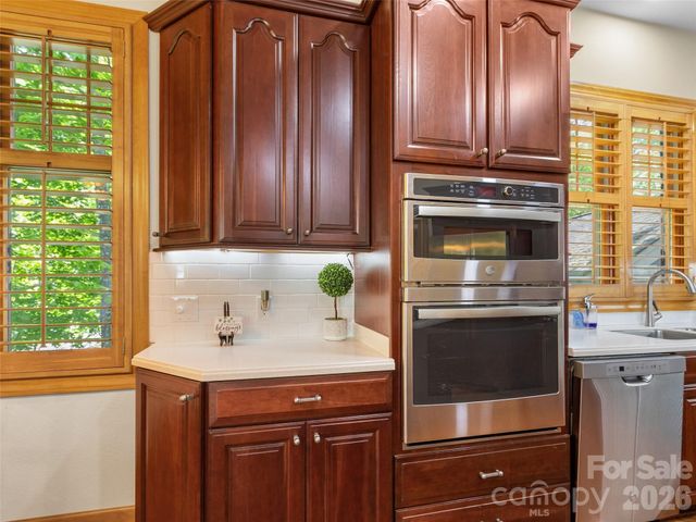 266 Sunset Point Road B2, Burnsville, NC 28714