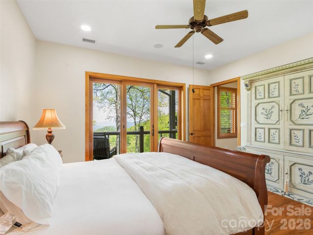 266 Sunset Point Road B2, Burnsville, NC 28714