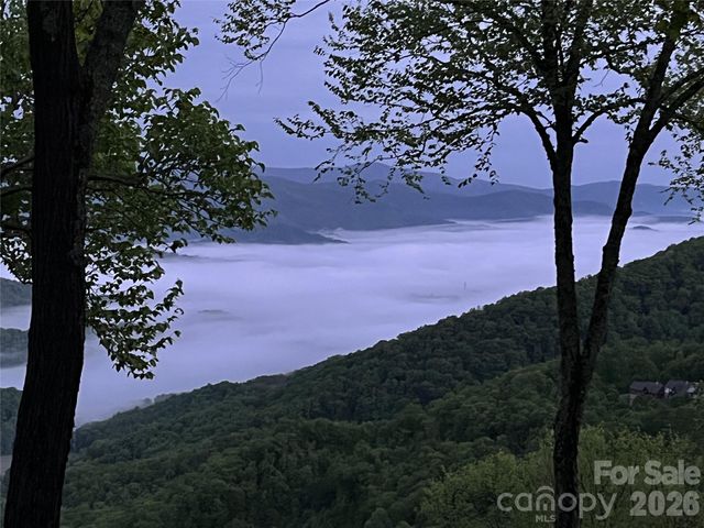 266 Sunset Point Road B2, Burnsville, NC 28714