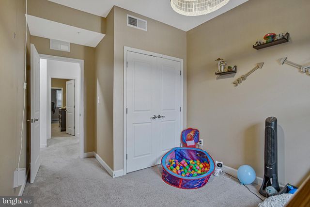 8210 WHITE STAR XING, Pasadena, MD 21122