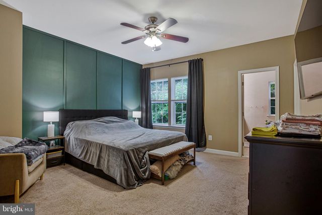 8210 WHITE STAR XING, Pasadena, MD 21122