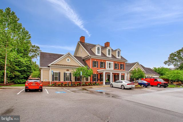 8210 WHITE STAR XING, Pasadena, MD 21122