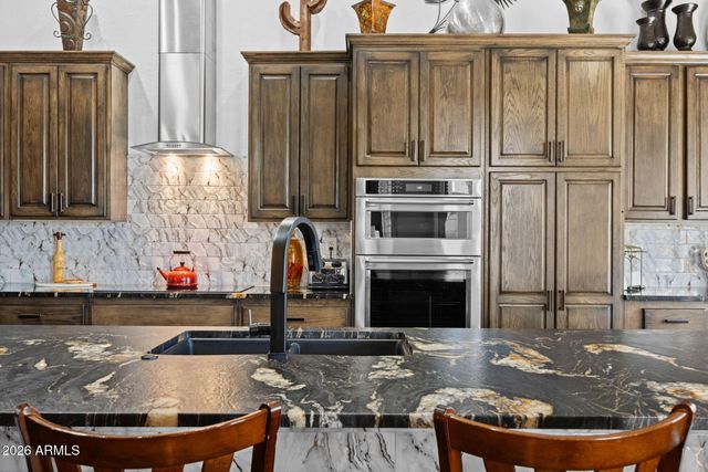 42105 N GOLF CREST Road, Anthem, AZ 85086