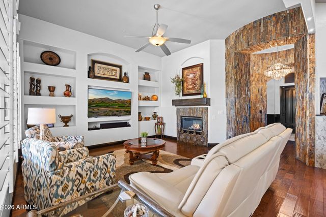 42105 N GOLF CREST Road, Anthem, AZ 85086