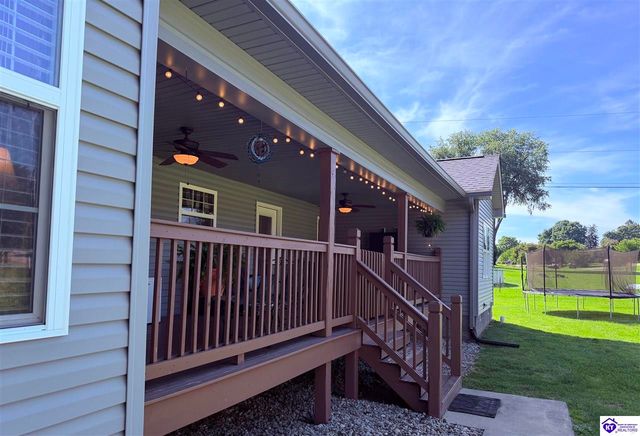 1276 Chapeze Lane, Shepherdsville, KY 40165