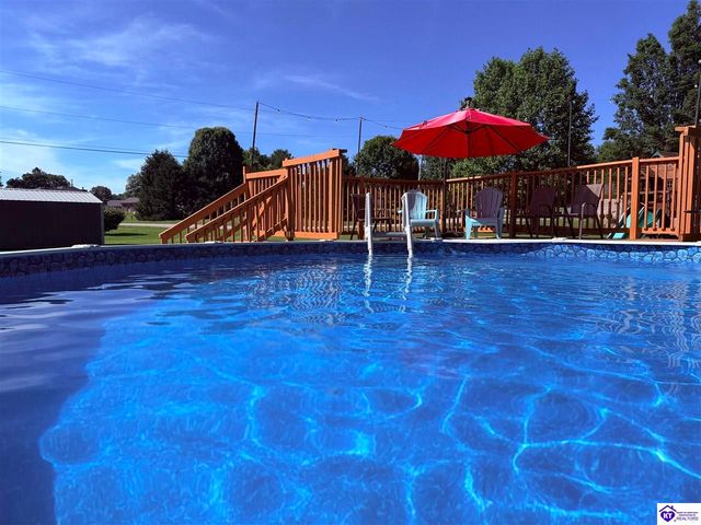 1276 Chapeze Lane, Shepherdsville, KY 40165