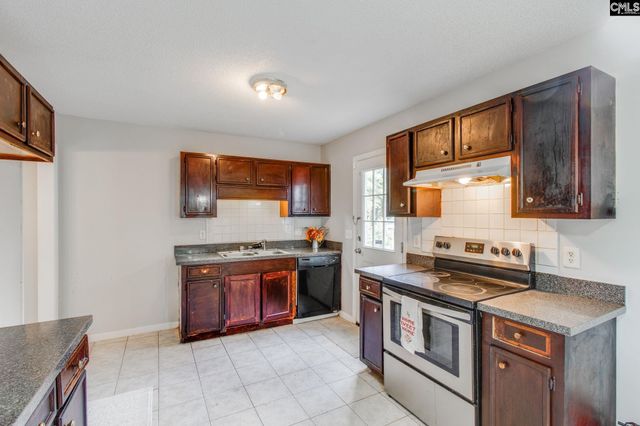 200 Raintree Lane, Hopkins, SC 29061