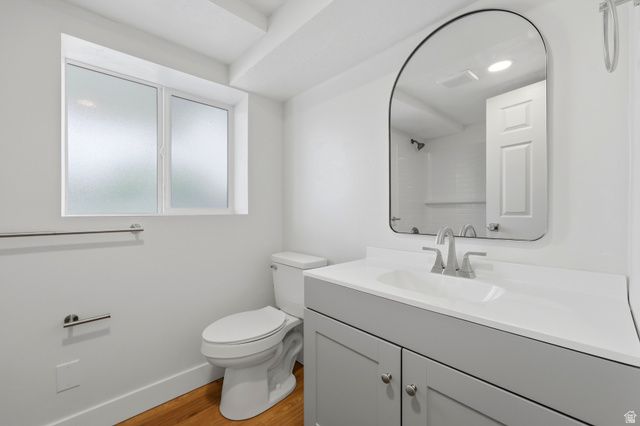 325 W PRINCETON DR, Midvale, UT 84047