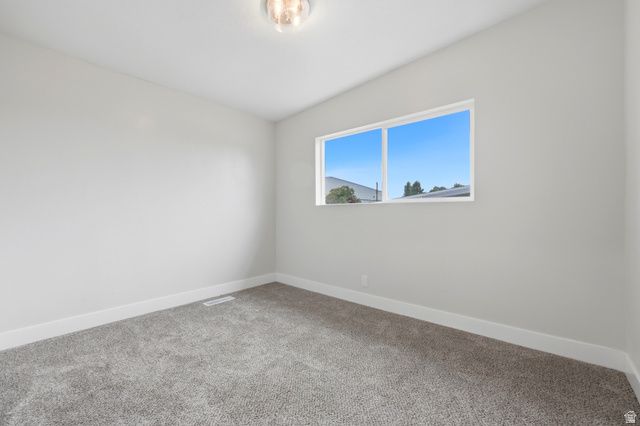 325 W PRINCETON DR, Midvale, UT 84047