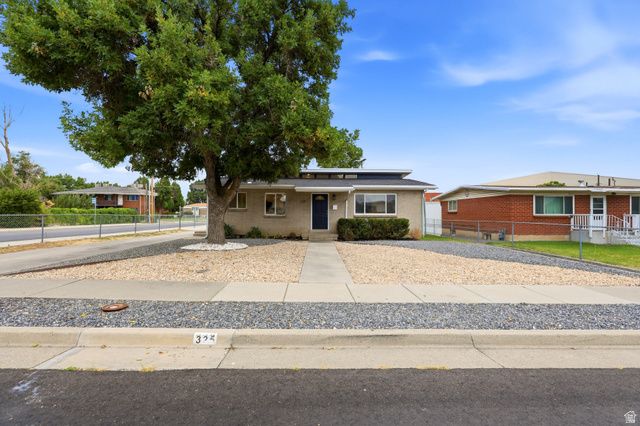 325 W PRINCETON DR, Midvale, UT 84047