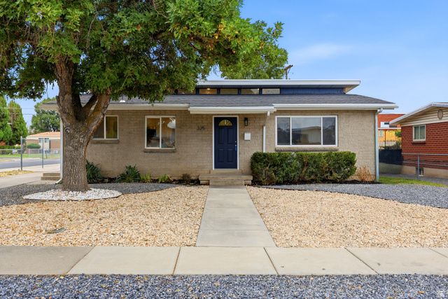 325 W PRINCETON DR, Midvale, UT 84047