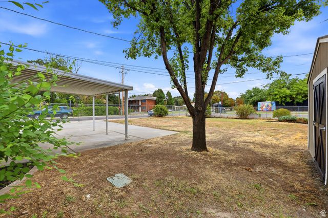 325 W PRINCETON DR, Midvale, UT 84047