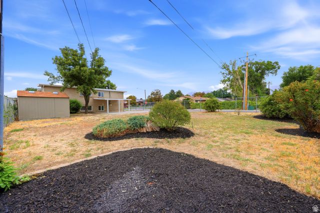 325 W PRINCETON DR, Midvale, UT 84047