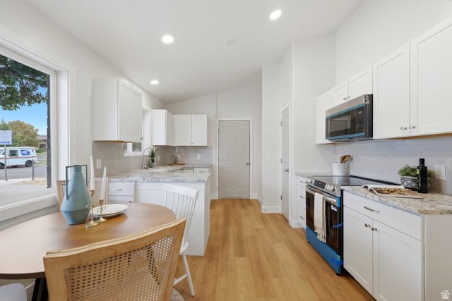 325 W PRINCETON DR, Midvale, UT 84047