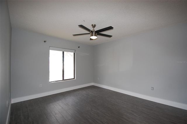 1258 PINE RIDGE CIRCLE W E2, Tarpon Springs, FL 34688