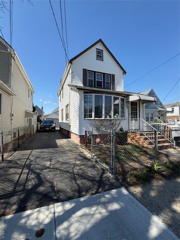 53 Dewitt Street, Valley Stream, NY 11580