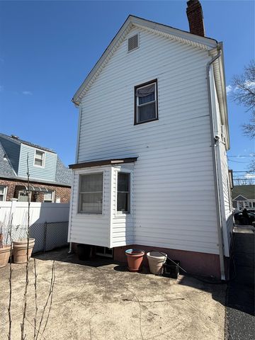 53 Dewitt Street, Valley Stream, NY 11580