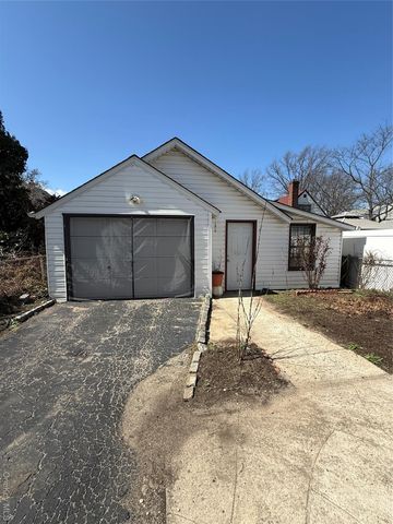 53 Dewitt Street, Valley Stream, NY 11580
