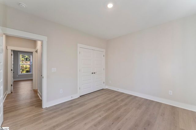 3105 Chatham Drive, Seneca, SC 29678