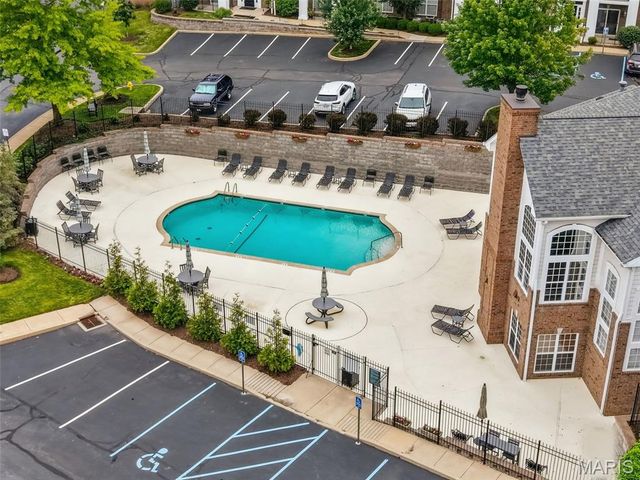 13115 Mill Crossing Court 100, St Louis, MO 63141