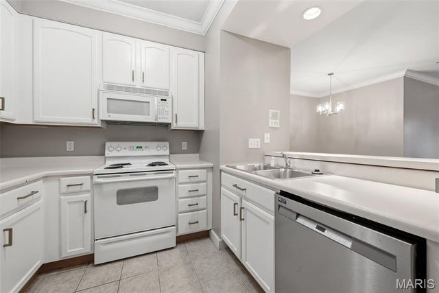 13115 Mill Crossing Court 100, St Louis, MO 63141