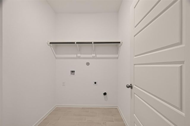 2915 Copper Falls Drive, Iowa Colony, TX 77583