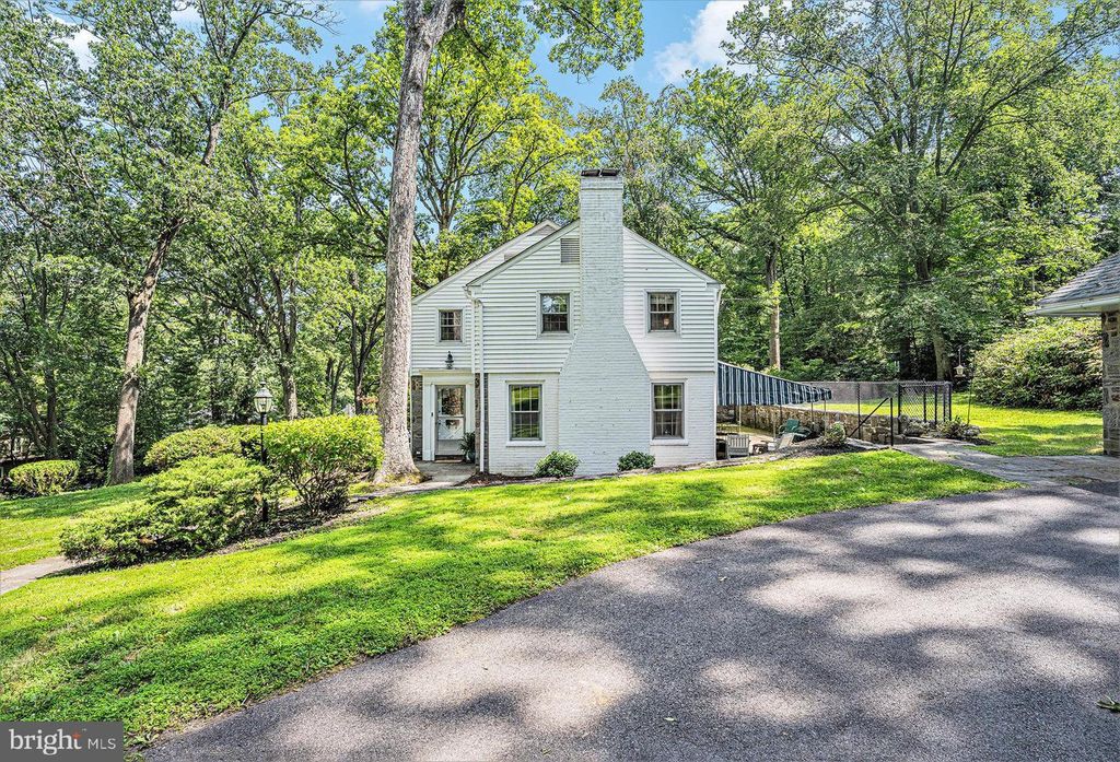 625 BRIDLE RD, Glenside, PA 19038