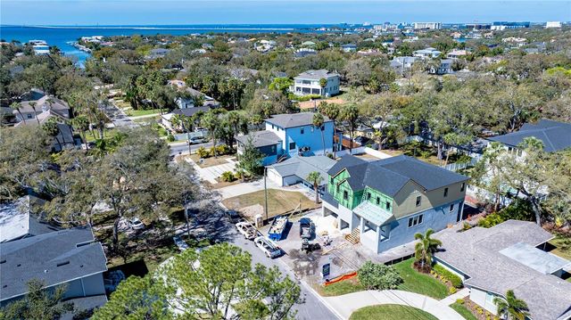 4713 W ESTRELLA STREET, Tampa, FL 33629