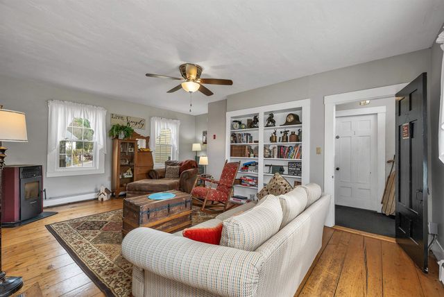 1354 NH Route 175, Campton, NH 03223