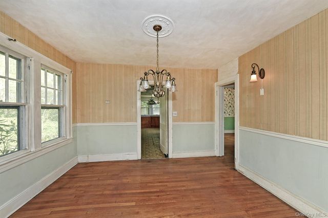 22 Prospect Road, Centerport, NY 11721