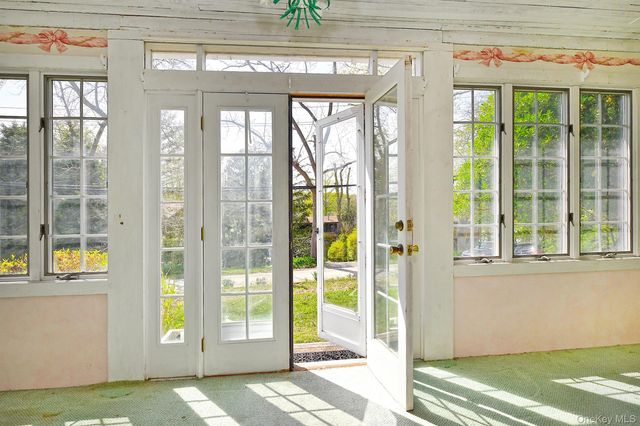 22 Prospect Road, Centerport, NY 11721