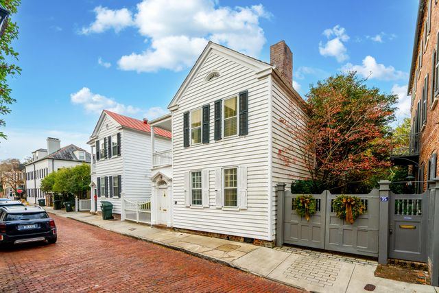 33 Church Street, Charleston, SC 29401