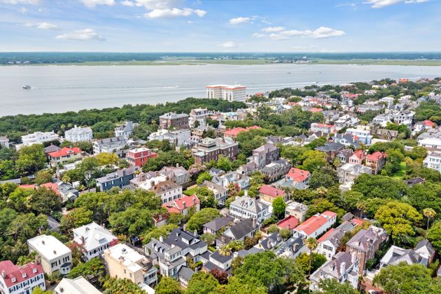 33 Church Street, Charleston, SC 29401