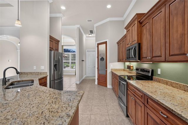 6 SCARLET OAK CIRCLE, Palm Coast, FL 32137
