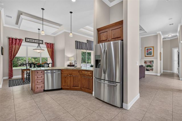 6 SCARLET OAK CIRCLE, Palm Coast, FL 32137