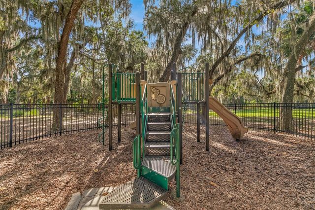 6 SCARLET OAK CIRCLE, Palm Coast, FL 32137