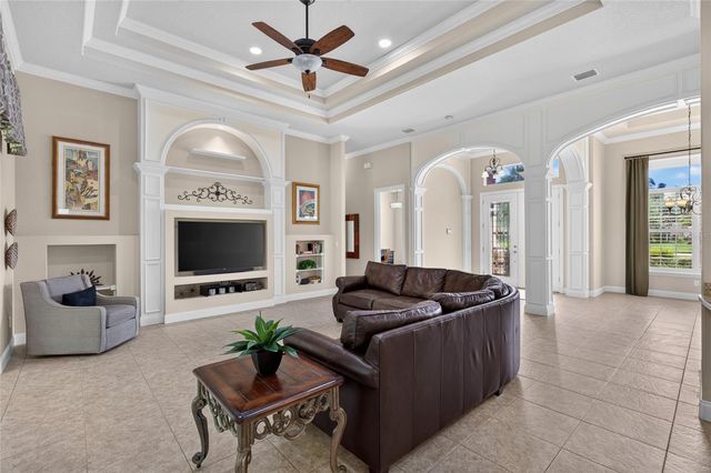 6 SCARLET OAK CIRCLE, Palm Coast, FL 32137