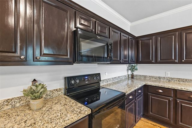 339 Newcomb Lane, College Station, TX 77845