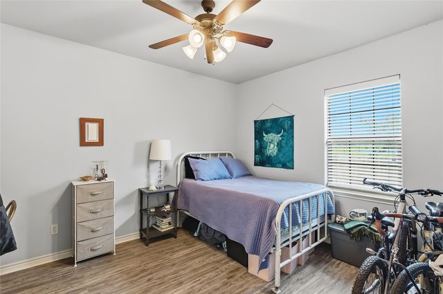 339 Newcomb Lane, College Station, TX 77845