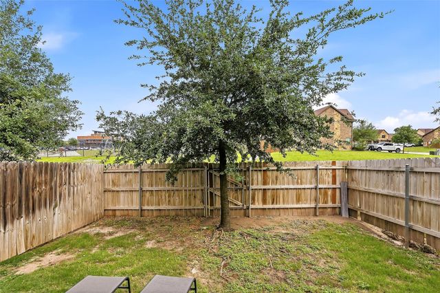 339 Newcomb Lane, College Station, TX 77845