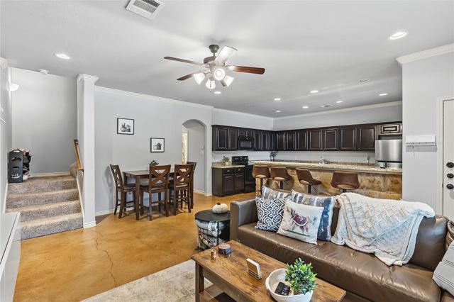 339 Newcomb Lane, College Station, TX 77845