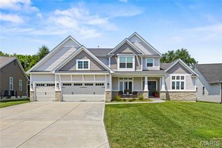 207 Castle Stuart Court, O'fallon, MO 63368