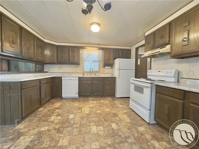 225 Windsor CIRCLE N, Billings, MT 59105