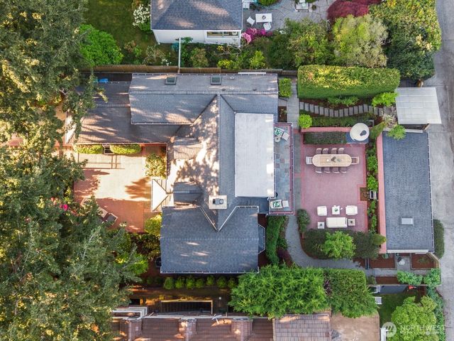 7044 50th Avenue NE, Seattle, WA 98115
