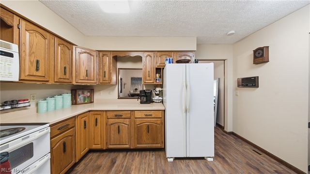 524 Ridgewood Boulevard, Belpre, OH 45714