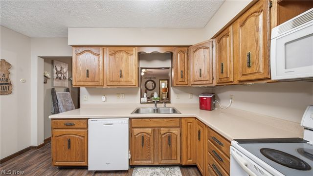 524 Ridgewood Boulevard, Belpre, OH 45714