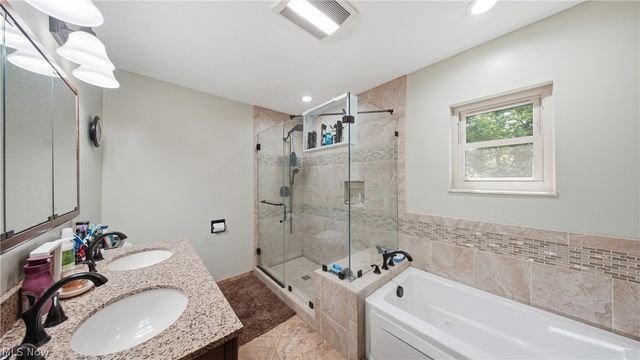 524 Ridgewood Boulevard, Belpre, OH 45714