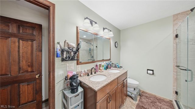 524 Ridgewood Boulevard, Belpre, OH 45714